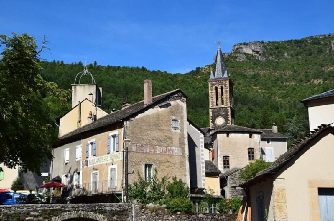 Saint-Julien-d'Arpaon, France